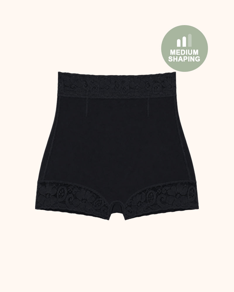 Shorts moldeadores cómodos de encaje con control de abdomen y realce de glúteos