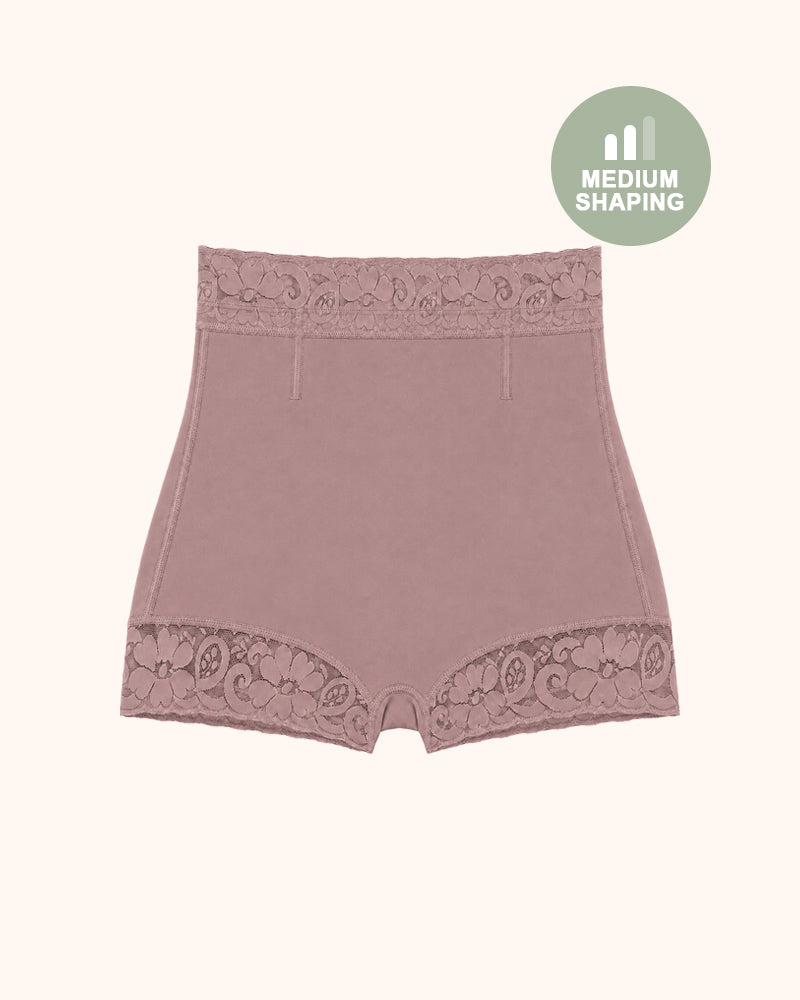 Shorts moldeadores cómodos de encaje con control de abdomen y realce de glúteos