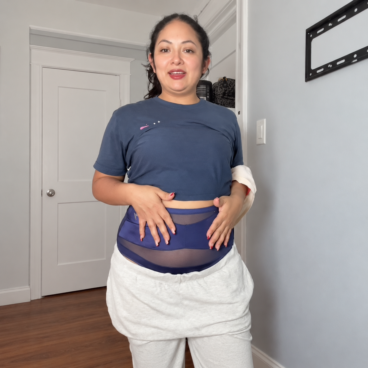 Customer wearing Lilysure shaping underwear